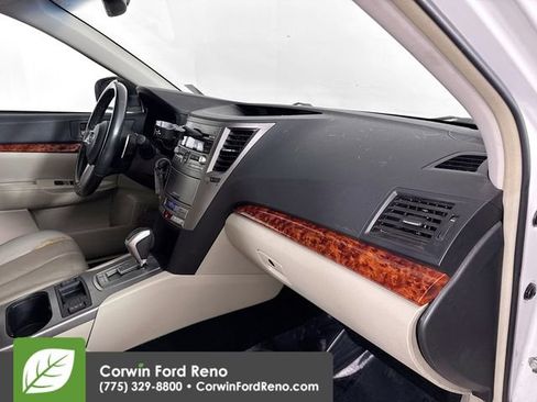 Used 2011 Subaru Outback 2.5i Limited w/ PWR Moonroof Pkg image 29