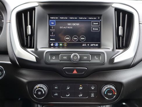 Used 2021 GMC Terrain SLE image 20