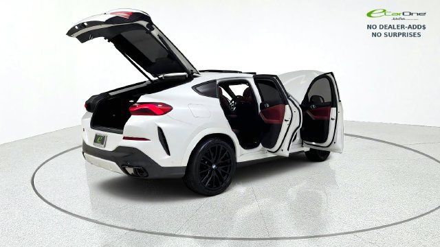 Used 2024 BMW X6 xDrive40i w/ M Sport Professional Package AWD/4WD image 18