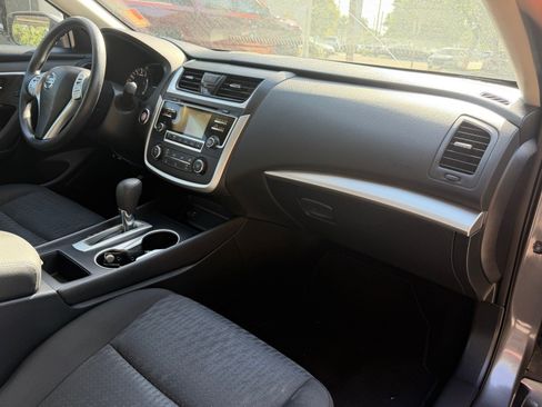 Used 2017 Nissan Altima 2.5 S w/ Power Driver Seat Package FWD image 25
