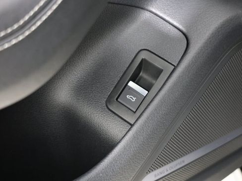 Used 2023 Audi S6 Prestige w/ Prestige Package image 24