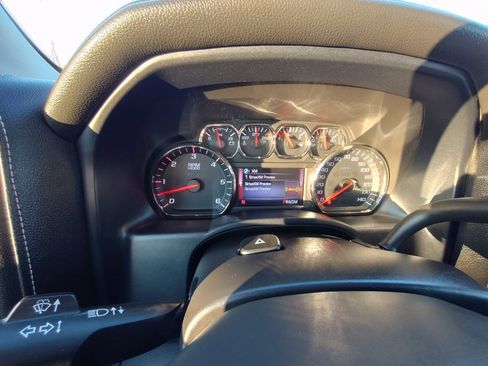 Used 2014 GMC Sierra 1500 SLT w/ SLT Crew Cab Value Package image 19