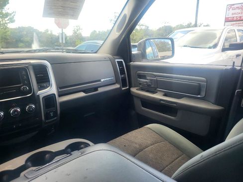 Used 2016 RAM 1500 Big Horn RWD image 5
