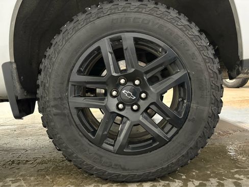 Used 2022 Chevrolet Silverado 1500 RST w/ Rally Edition image 9