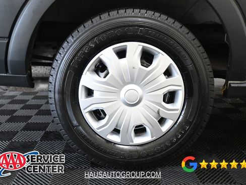 Used 2015 Ford Transit 150 130 Low Roof RWD image 28