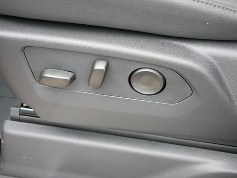 New 2026 Chevrolet Silverado 1500 ZR2 image 17