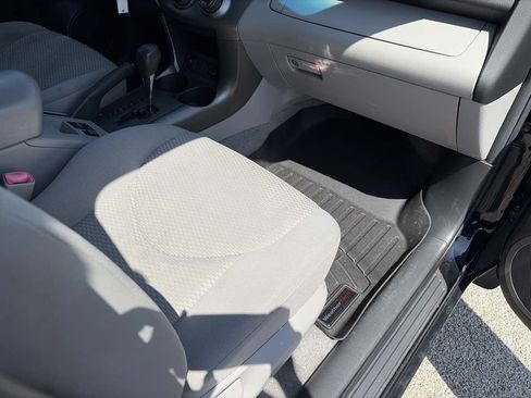 Used 2012 Toyota RAV4 4WD w/ Upgrade Value Pkg image 30