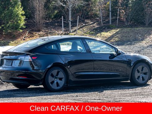 Used 2022 Tesla Model 3 Long Range AWD/4WD image 7