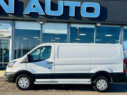 Used 2024 Ford Transit 250 Low Roof w/ Exterior Upgrade Package image 30