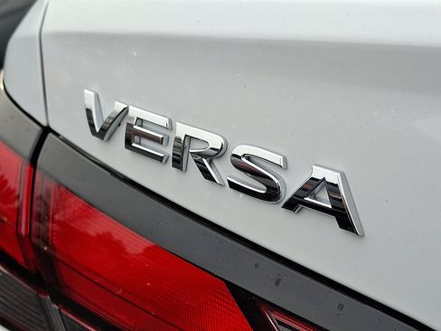 New 2025 Nissan Versa S image 5