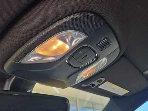 Used 2025 Jeep Compass Trailhawk AWD/4WD image 14