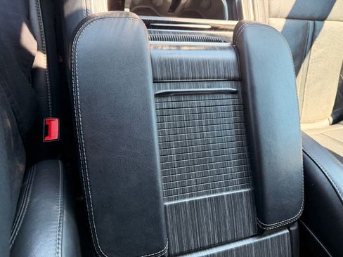 Used 2024 Jeep Wagoneer L Series II w/ Flexible Seating Group image 18