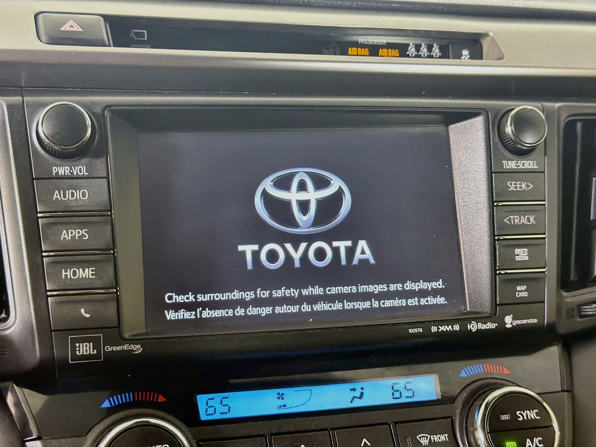 Used 2017 Toyota RAV4 Limited w/ Advanced Technology Package AWD/4WD image 19