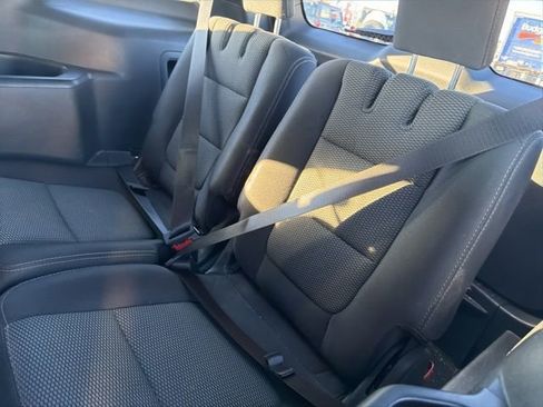 Used 2019 Ford Explorer XLT image 14