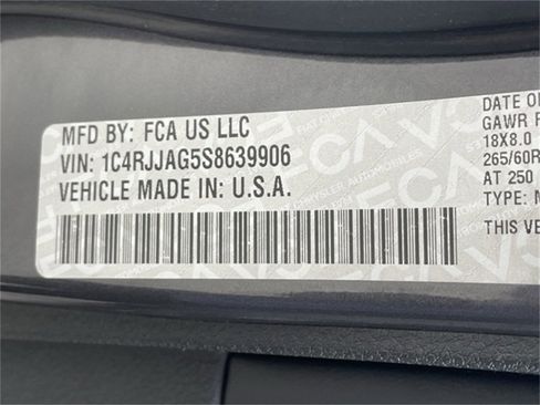 Certified 2025 Jeep Grand Cherokee L Altitude image 36