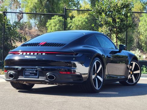 Certified 2024 Porsche 911 Carrera RWD image 6