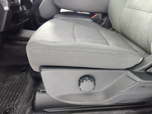 New 2026 Ford F250 XL w/ FX4 Off-Road Package image 14