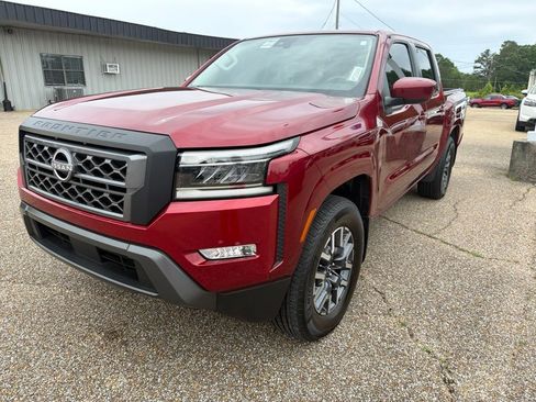 Used 2024 Nissan Frontier SL w/ Technology Package RWD image 1