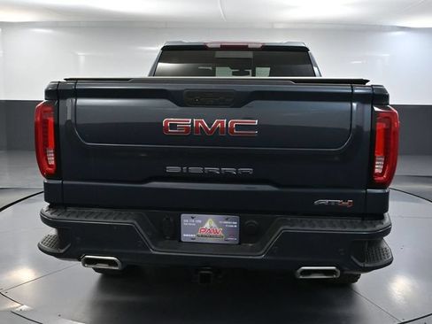Used 2020 GMC Sierra 1500 AT4 w/ AT4 Premium Package AWD/4WD image 6
