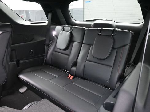 New 2026 Ford Explorer ST AWD/4WD image 18