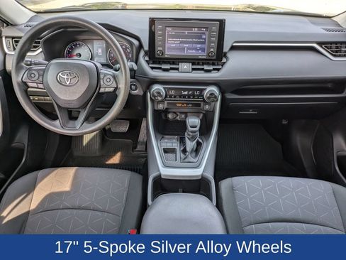 Used 2022 Toyota RAV4 XLE w/ Convenience Package FWD image 18