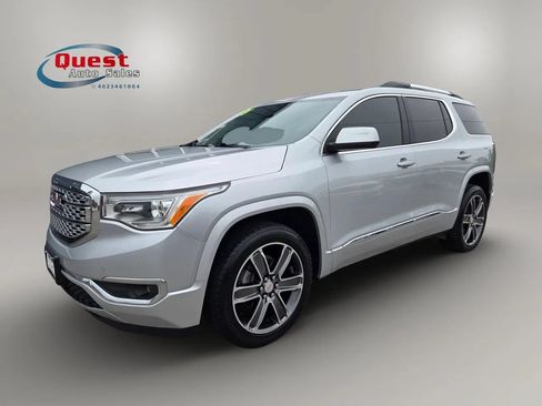 Used 2018 GMC Acadia Denali AWD/4WD image 5