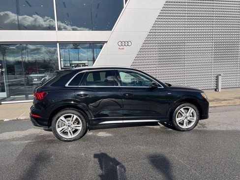 Certified 2022 Audi Q3 2.0T Premium Plus image 19