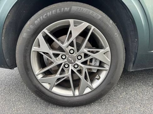 Used 2023 Genesis GV70 2.5T w/ Advanced Package AWD/4WD image 3