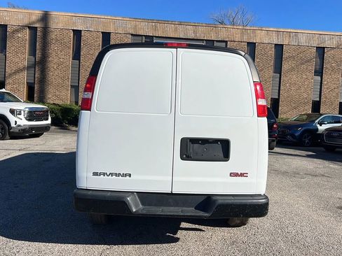 Used 2023 GMC Savana 2500 Extended image 6