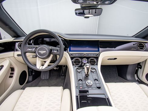 New 2026 Bentley Continental GT Speed image 23