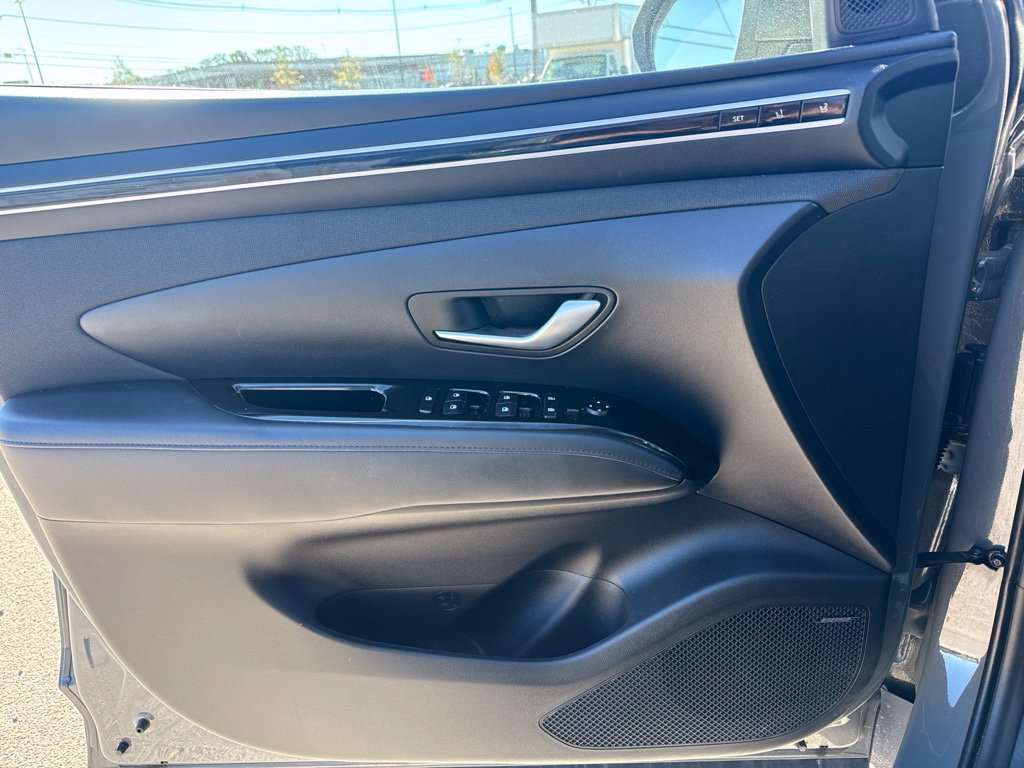 Used 2024 Hyundai Tucson Limited AWD/4WD image 14