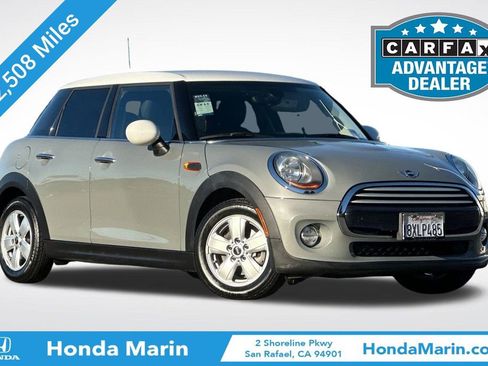 Used 2015 MINI Cooper 4-Door Hardtop image 1