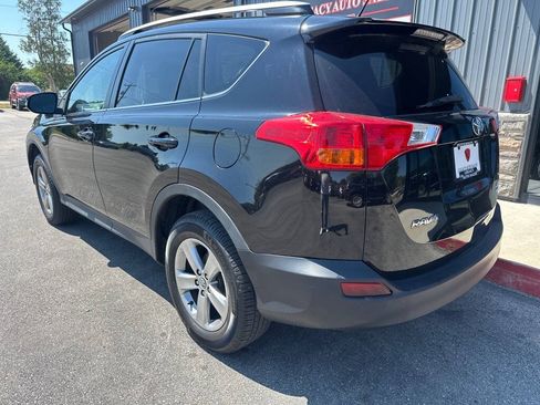 Used 2015 Toyota RAV4 XLE AWD/4WD image 1