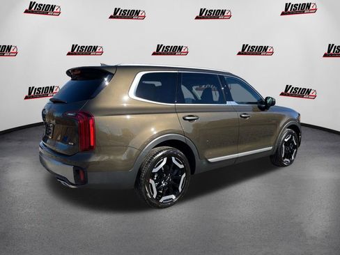New 2025 Kia Telluride S image 5