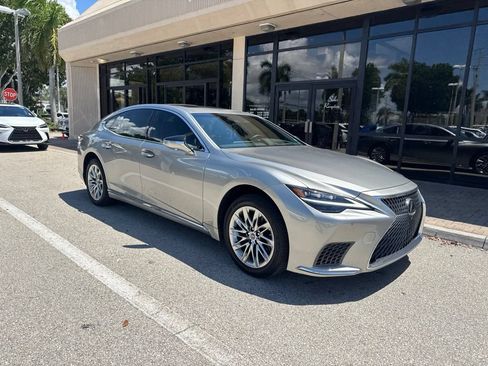 Used 2022 Lexus LS 500 AWD w/ Interior Upgrade Package image 2
