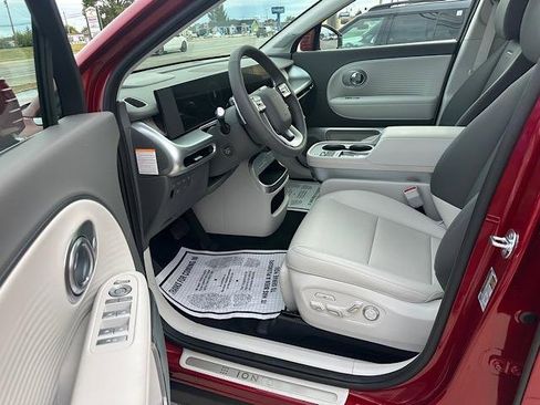 New 2026 Hyundai Ioniq 9 Limited image 7