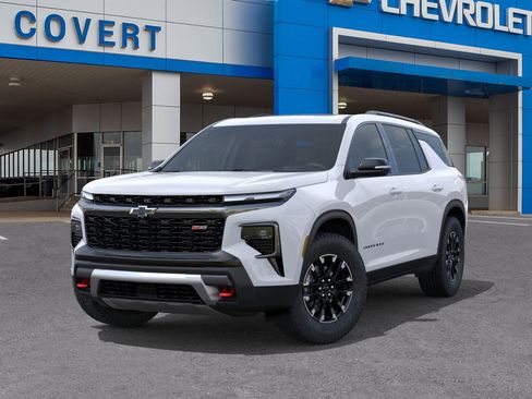 New 2026 Chevrolet Traverse Z71 w/ Driver Confidence Package image 6