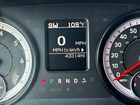Used 2024 RAM 1500 Warlock AWD/4WD image 20