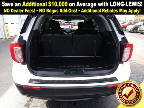 Used 2021 Ford Explorer XLT image 26