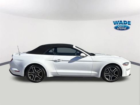 Used 2020 Ford Mustang Premium image 4