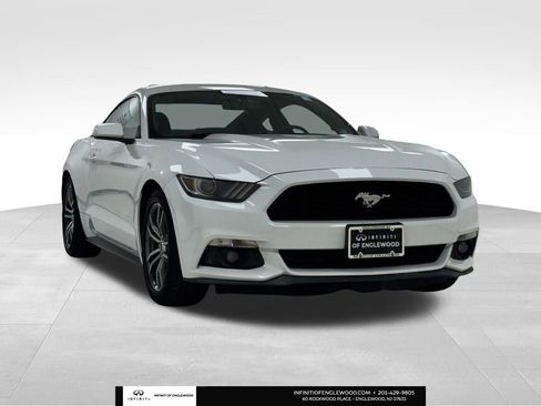 Used 2017 Ford Mustang Coupe image 1