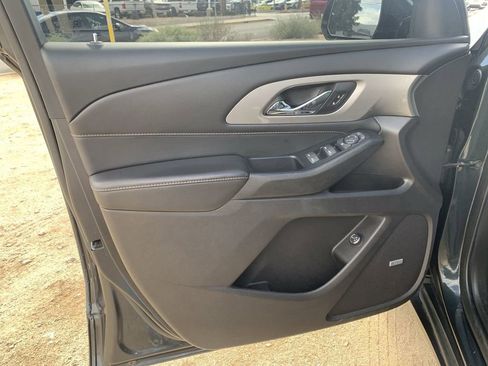 Certified 2019 Chevrolet Traverse LT w/ LT Premium Package image 21