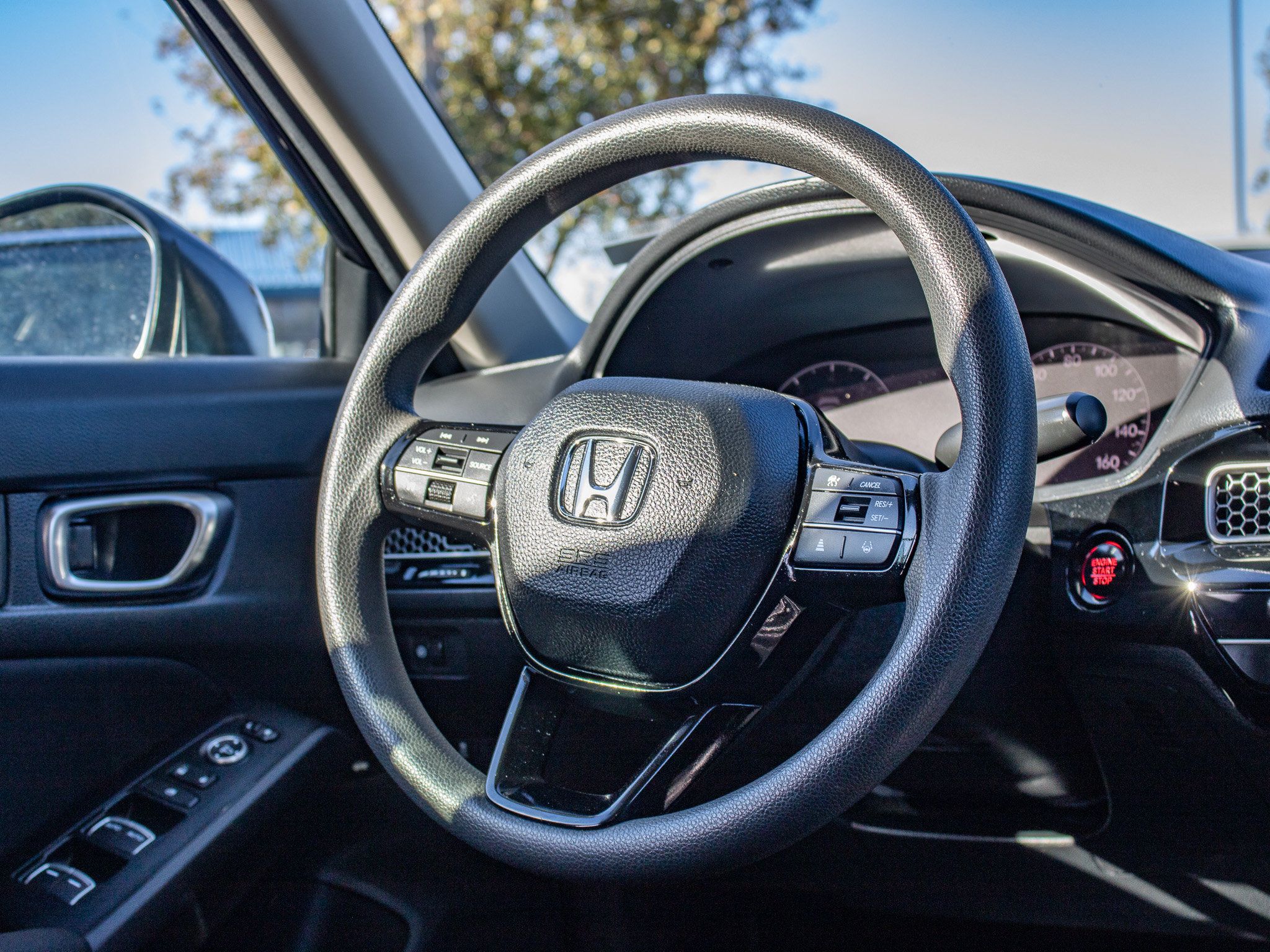 Used 2025 Honda Civic LX image 31
