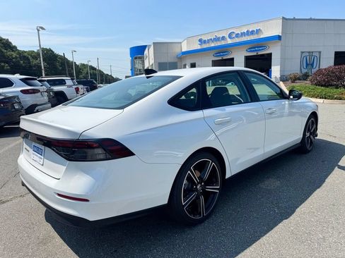 New 2026 Honda Accord SE image 5