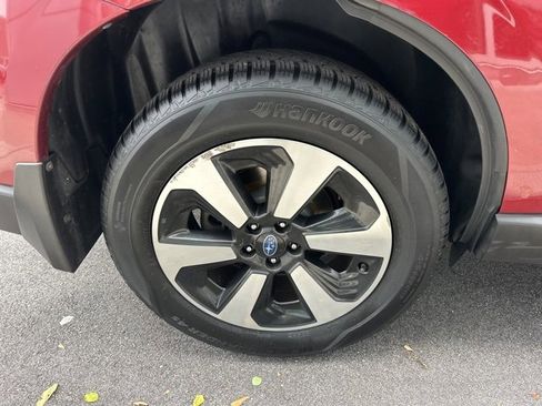 Used 2018 Subaru Forester 2.5i Premium image 32