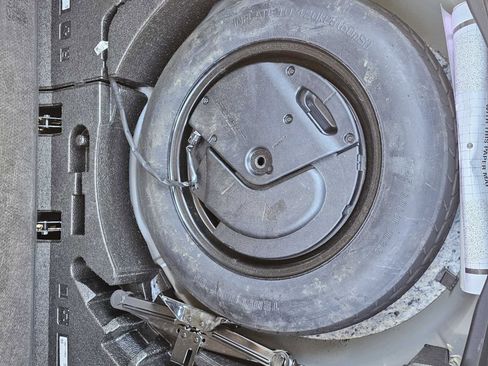 Used 2019 MAZDA CX-5 Touring image 34