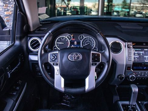 Used 2017 Toyota Tundra Platinum image 12