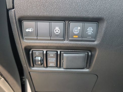 Used 2019 Nissan Armada Platinum w/ Captain's Chairs Package AWD/4WD image 30