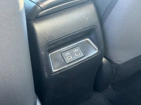 Used 2023 Toyota Corolla SE FWD image 14