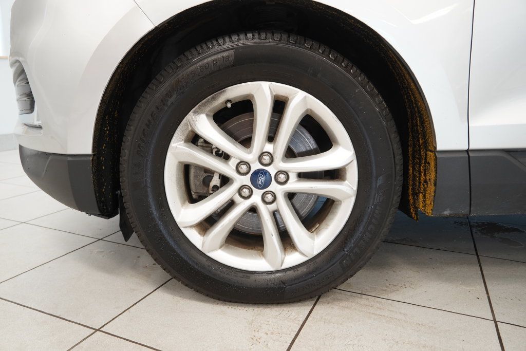 Used 2019 Ford Edge SEL w/ Equipment Group 201A AWD/4WD image 15